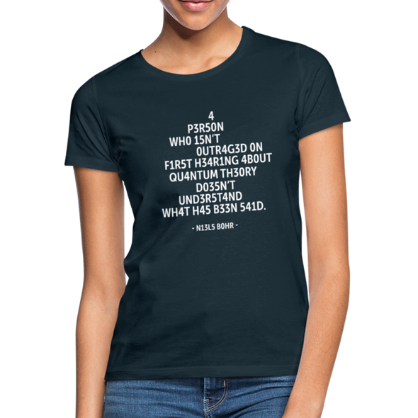Frauen T-Shirt: A person who isn’t outraged on first hearing about … - Navy