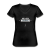 Frauen-T-Shirt mit V-Ausschnitt: Hide & Seek Champion since 1958 - Schwarz