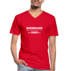 Männer-T-Shirt mit V-Ausschnitt: Superhelden ohne Umhang nennt man Coder - Rot