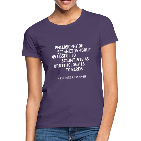 Frauen T-Shirt: Philosophy of science is about as useful … - Dunkellila