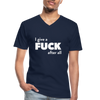 Männer-T-Shirt mit V-Ausschnitt: I give a fuck after all. - Navy