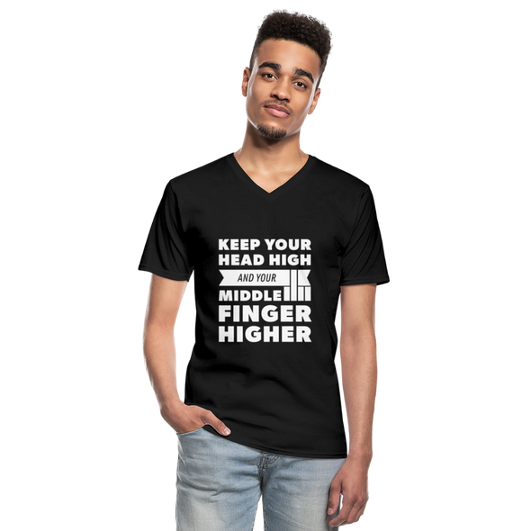 Männer-T-Shirt mit V-Ausschnitt: Keep your head high and your … - Schwarz